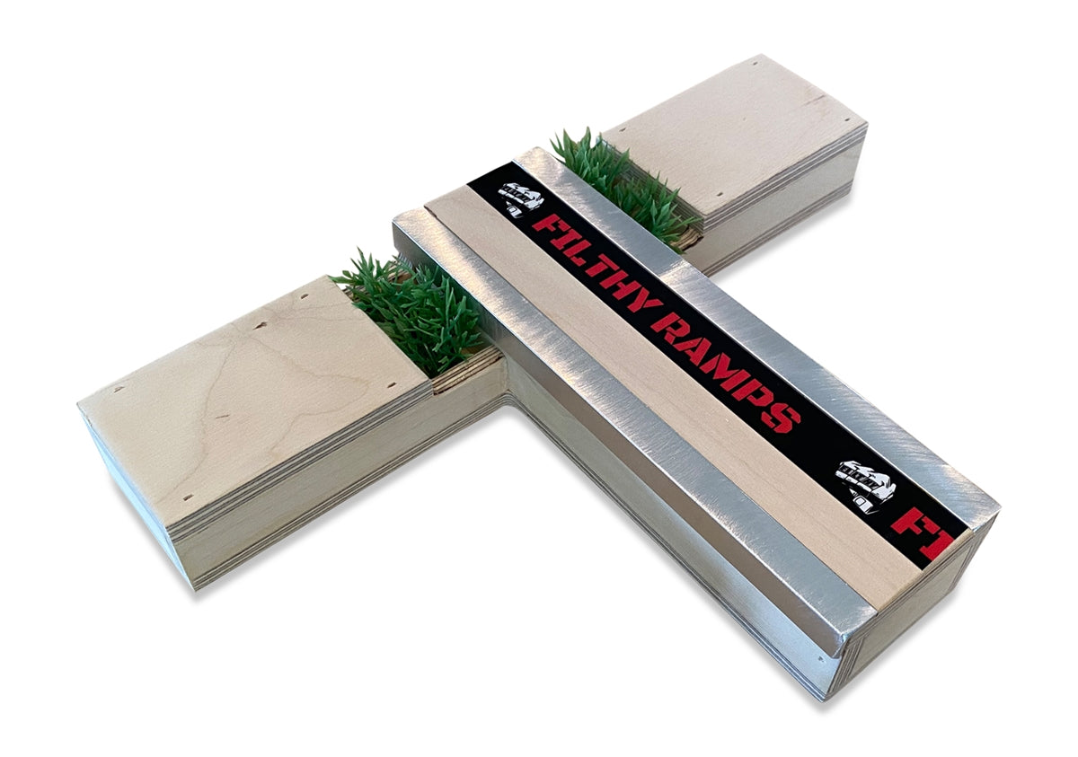 Filthy Fingerboard Ramps - Fat Stripper