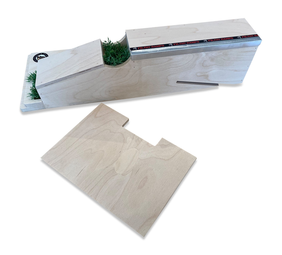 Filthy Fingerboard Ramps - So Cal Plaza
